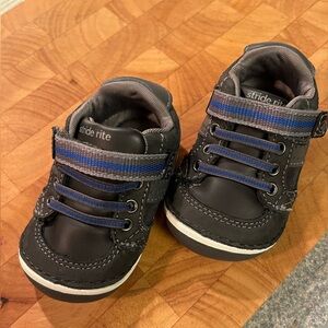 Stride Rite Soft Motion Baby and Toddler Boys Artie Athletic Sneaker (3W)